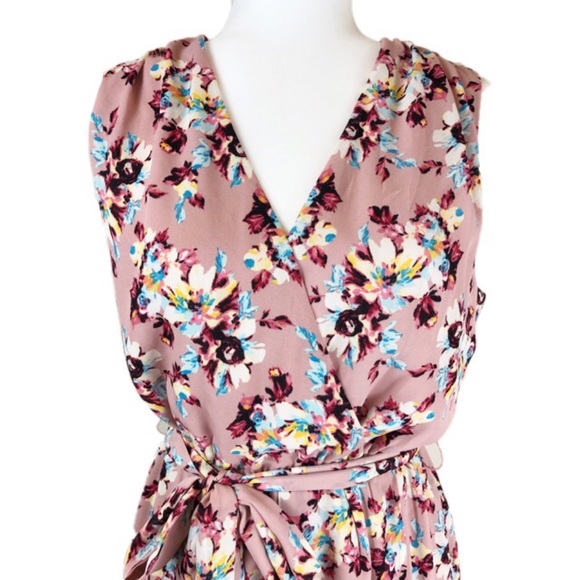 NWT Charles Henry Blush Floral Wrap Dress - Picture 4 of 6